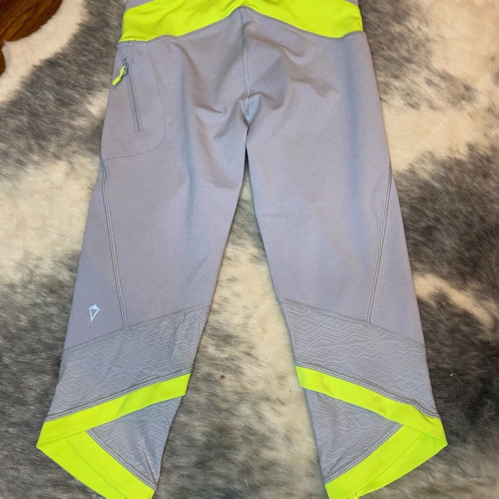 Lululemon Ivivva Grey and Neon Crops leggings 10